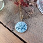 Collier doré assiette Maria