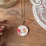 Collier marguerite assiette Elisabeth