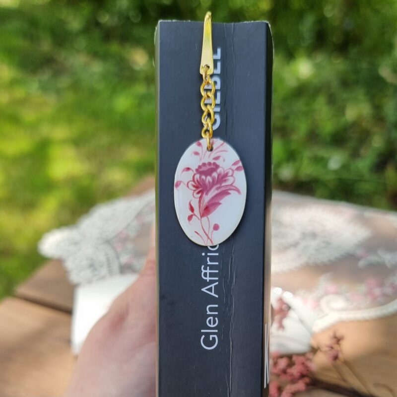 Marque page ovale Clotilde