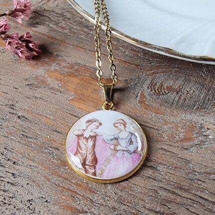 Collier assiette ancienne