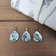 Coffret cadeau collier & trousse toile de Jouy - assiette ancienne - Vert jardin – Image 6