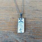 Collier argenté Brin de Poésie – Assiette ancienne